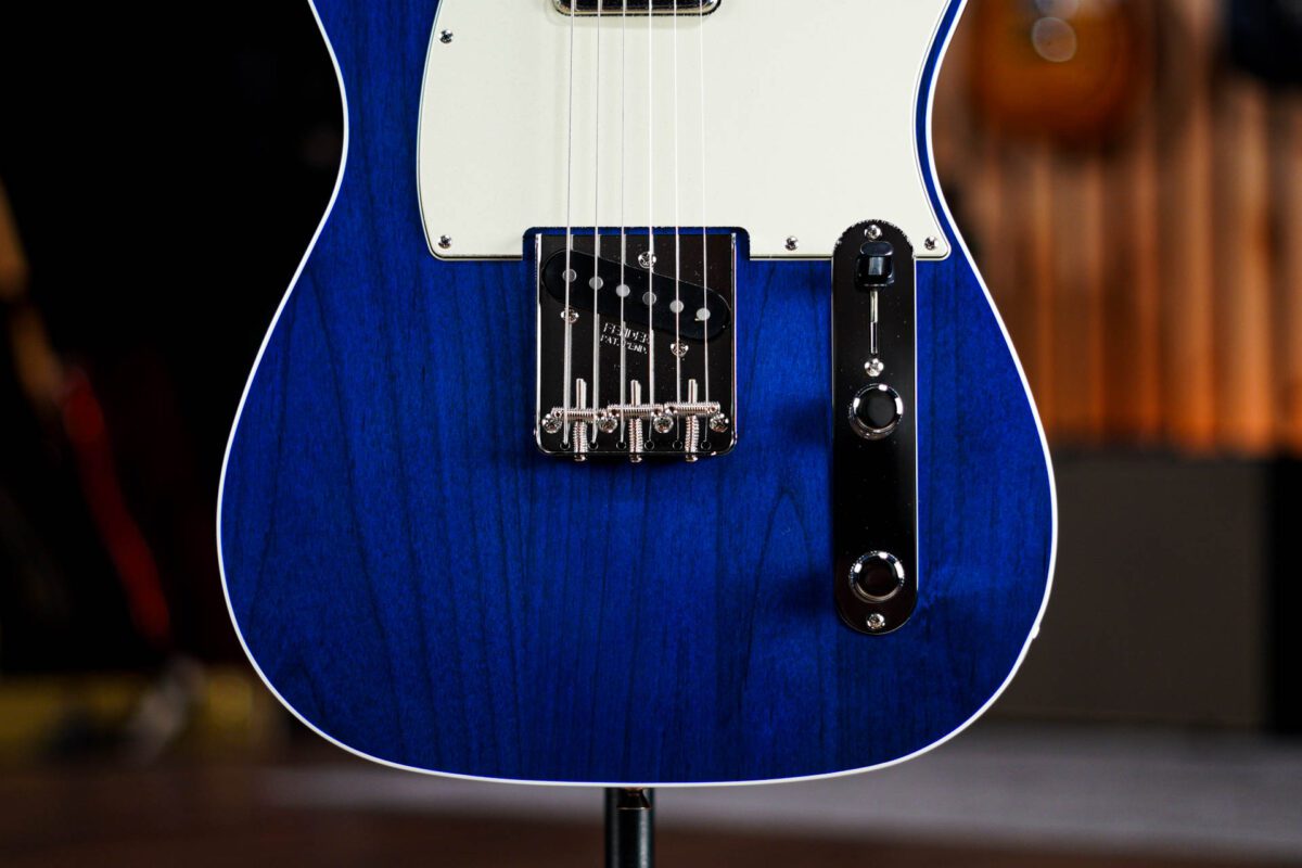 Fender FSR Made In Japan Ishibashi Traditional II '60s Telecaster Custom Transparent Blue - Image 3