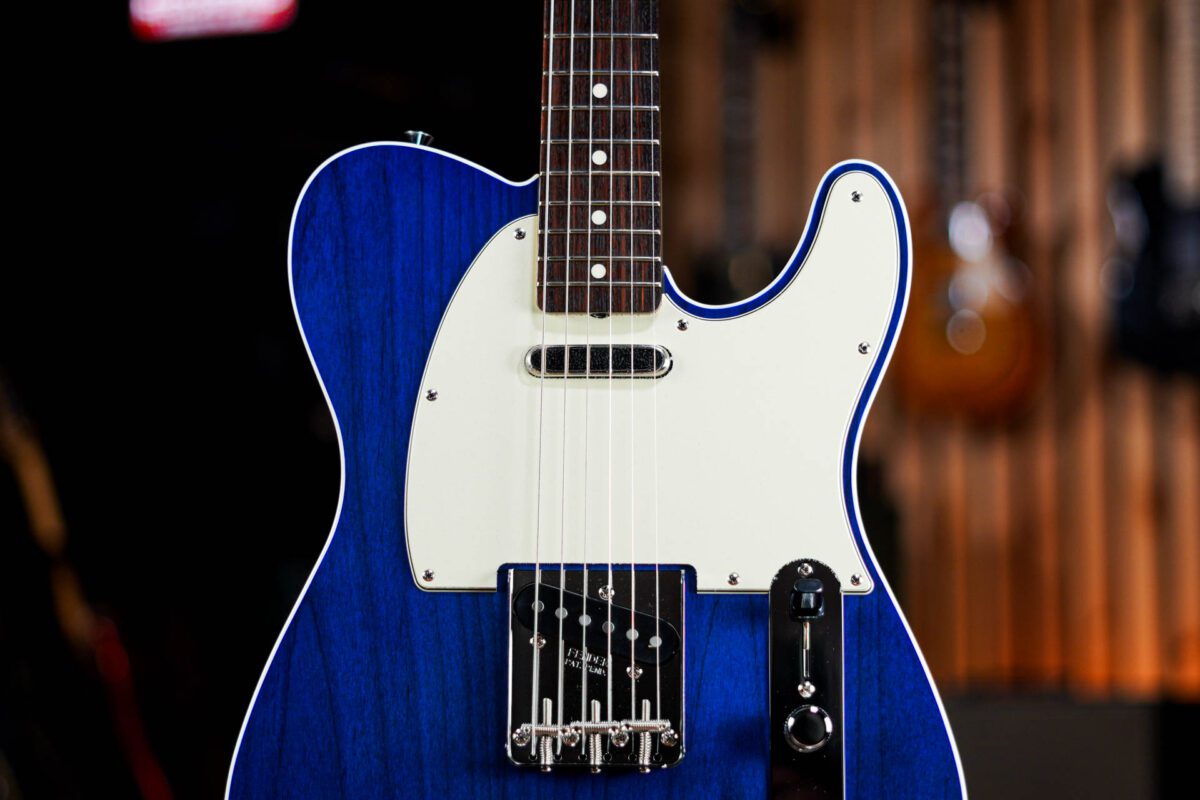 Fender FSR Made In Japan Ishibashi Traditional II '60s Telecaster Custom Transparent Blue - Image 4