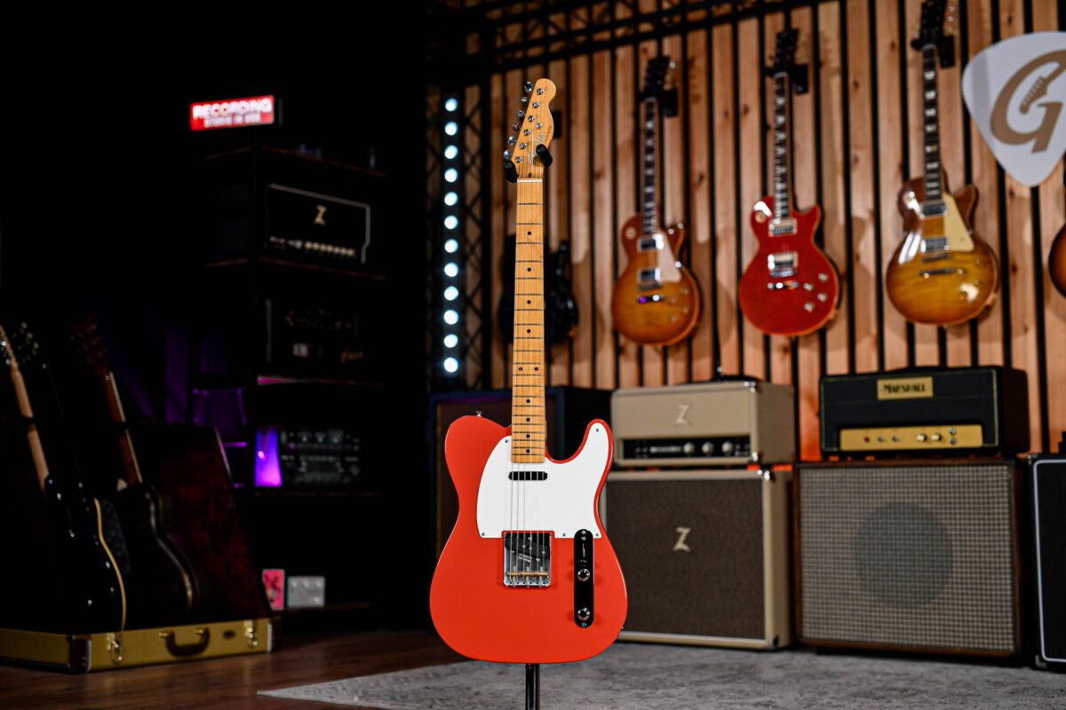 Fender Vintera 50s Telecaster in Fiesta Red - Image 2
