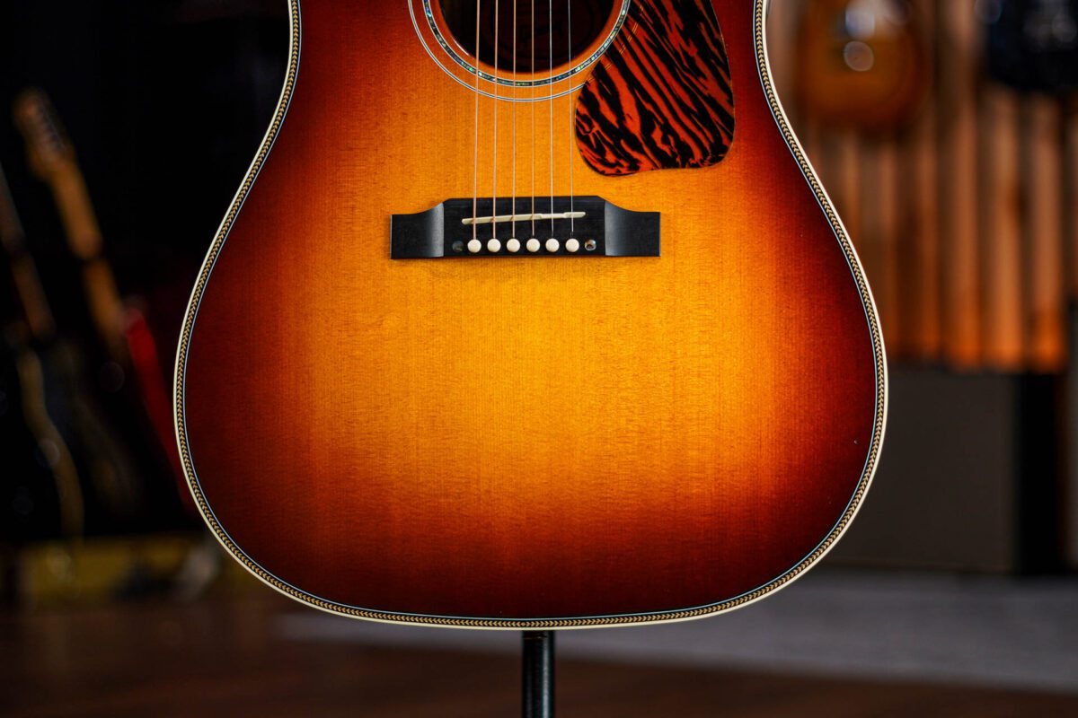 Gibson J-45 Custom in Vintage Sunburst - Image 7