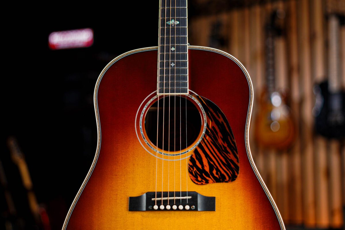 Gibson J-45 Custom in Vintage Sunburst - Image 8