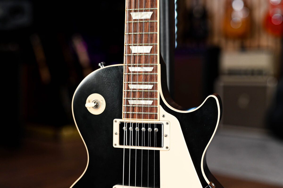 Gibson Les Paul Traditional Mahogany Top in Satin Ebony - Image 5