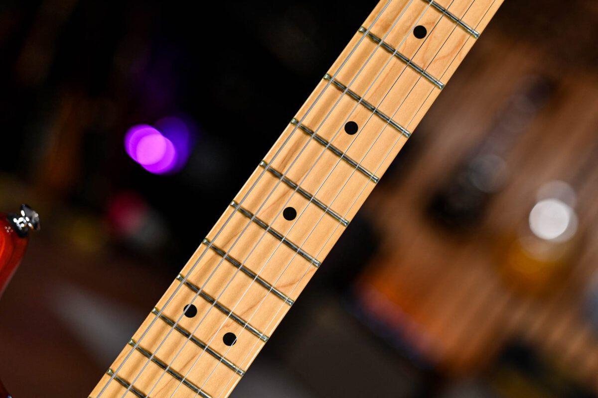 Fender American Standard Stratocaster HSS Shawbucker in Sienna Sunburst - Image 6