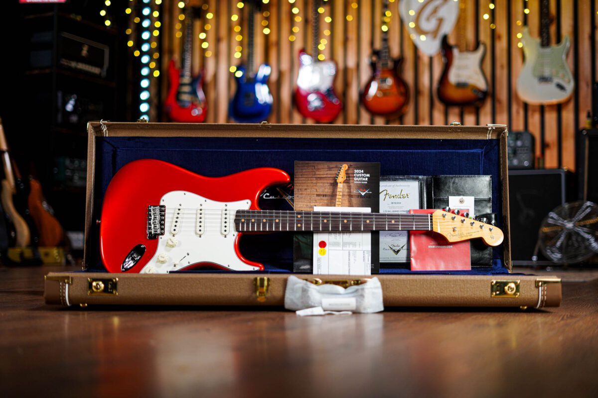 Fender Custom Shop LTD 64 Stratocaster NOS in Candy Tangerine - Image 2