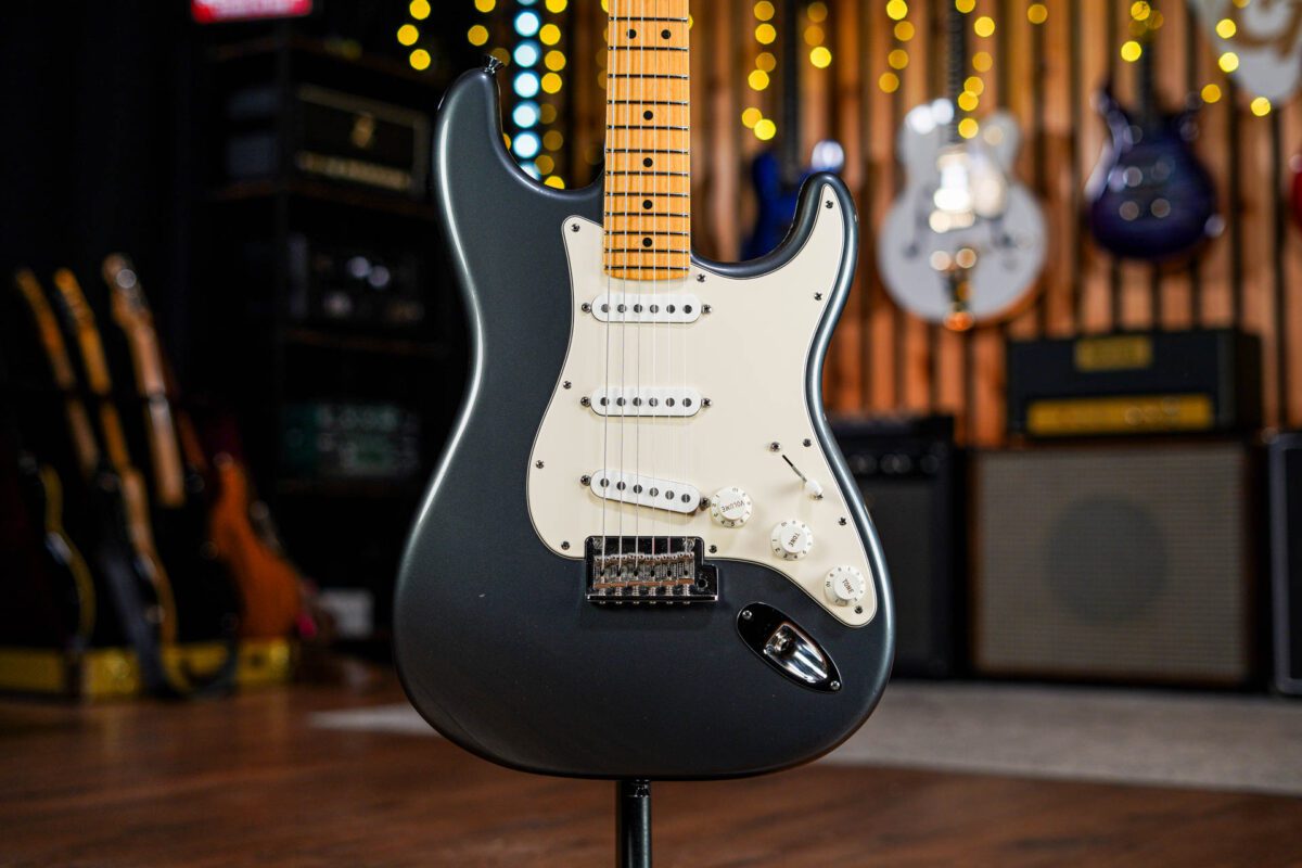 Fender American Standard Stratocaster in Charcoal Frost Metallic