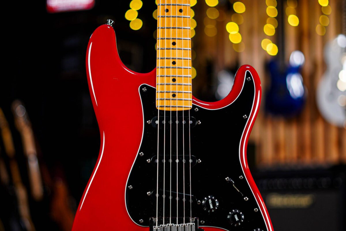 Fender American Standard Stratocaster in Lipstick Red - Image 4