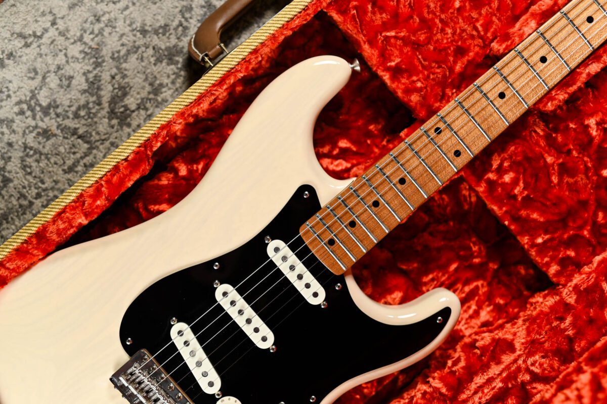 Fender Custom Shop NOS 55 Stratocaster with Roasted Maple Neck in White Blonde - Image 7