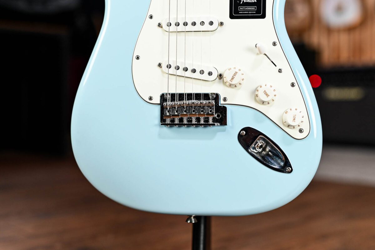 Fender Exclusive Roasted Player Stratocaster in Sonic Blue with Custom Shop pickups - Image 3
