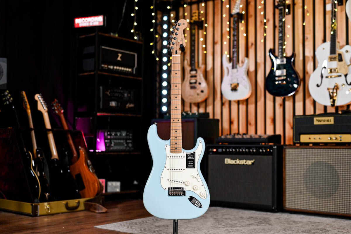Fender Exclusive Roasted Player Stratocaster in Sonic Blue with Custom Shop pickups - Image 2