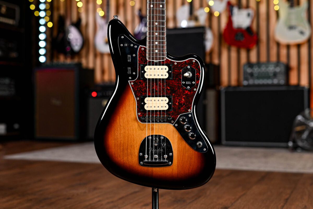 Fender Kurt Cobain Jaguar NOS in 3 Tone Sunburst