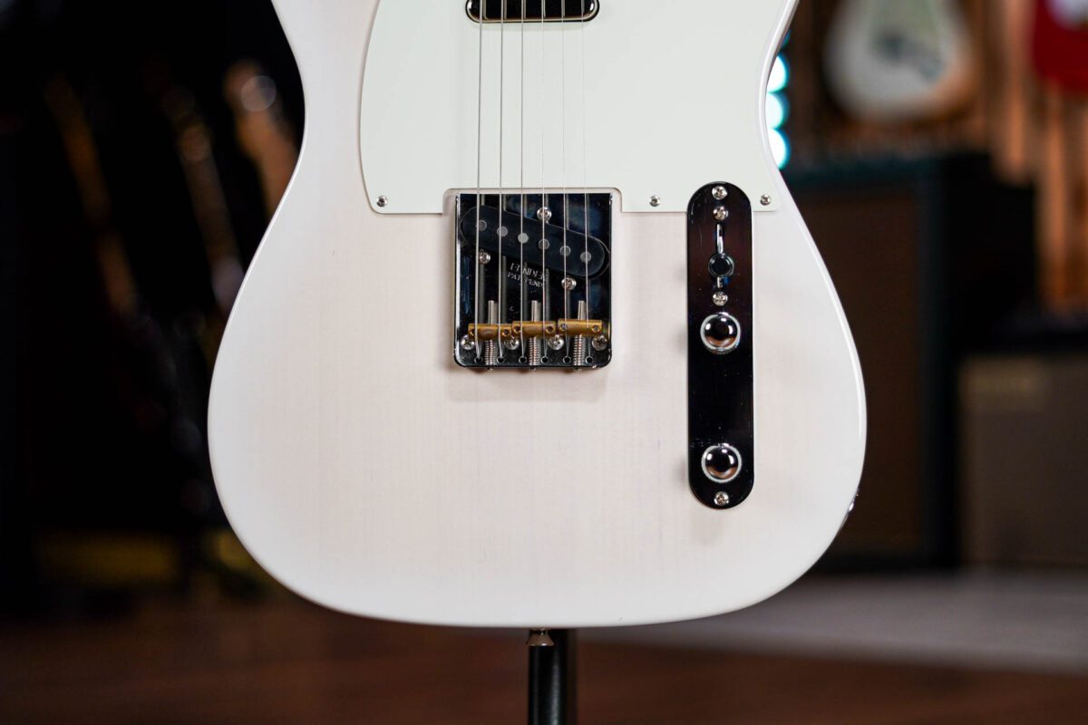 Fender MIJ Traditional II '50s Telecaster in White Blonde - Image 3