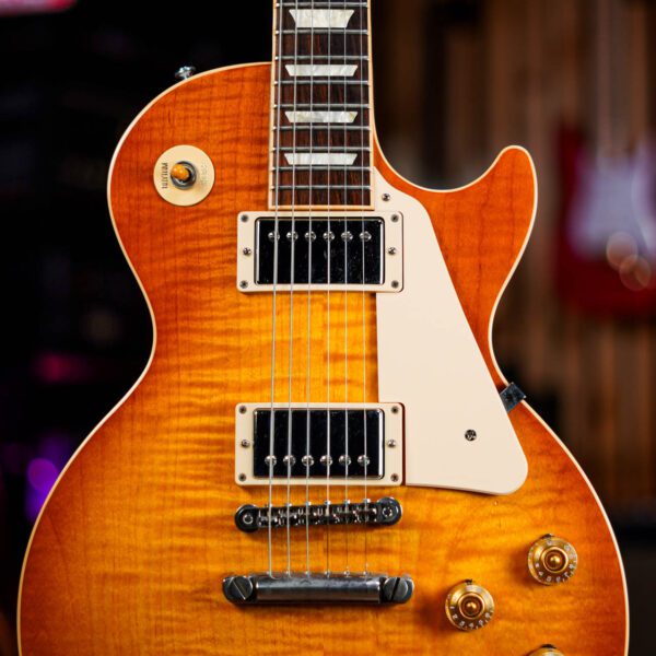 Gibson USA Les Paul standard in Honey Burst - Guitar Gear Giveaway
