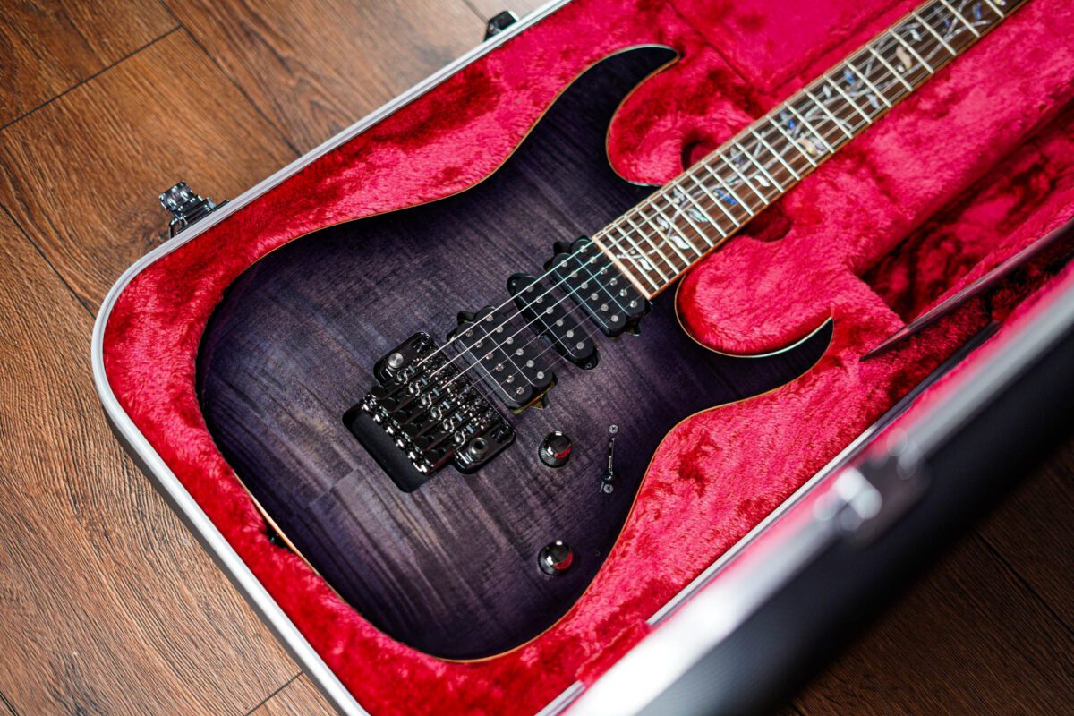 Ibanez RG8570Z-BRE J. Custom in Black Rutile - Image 2