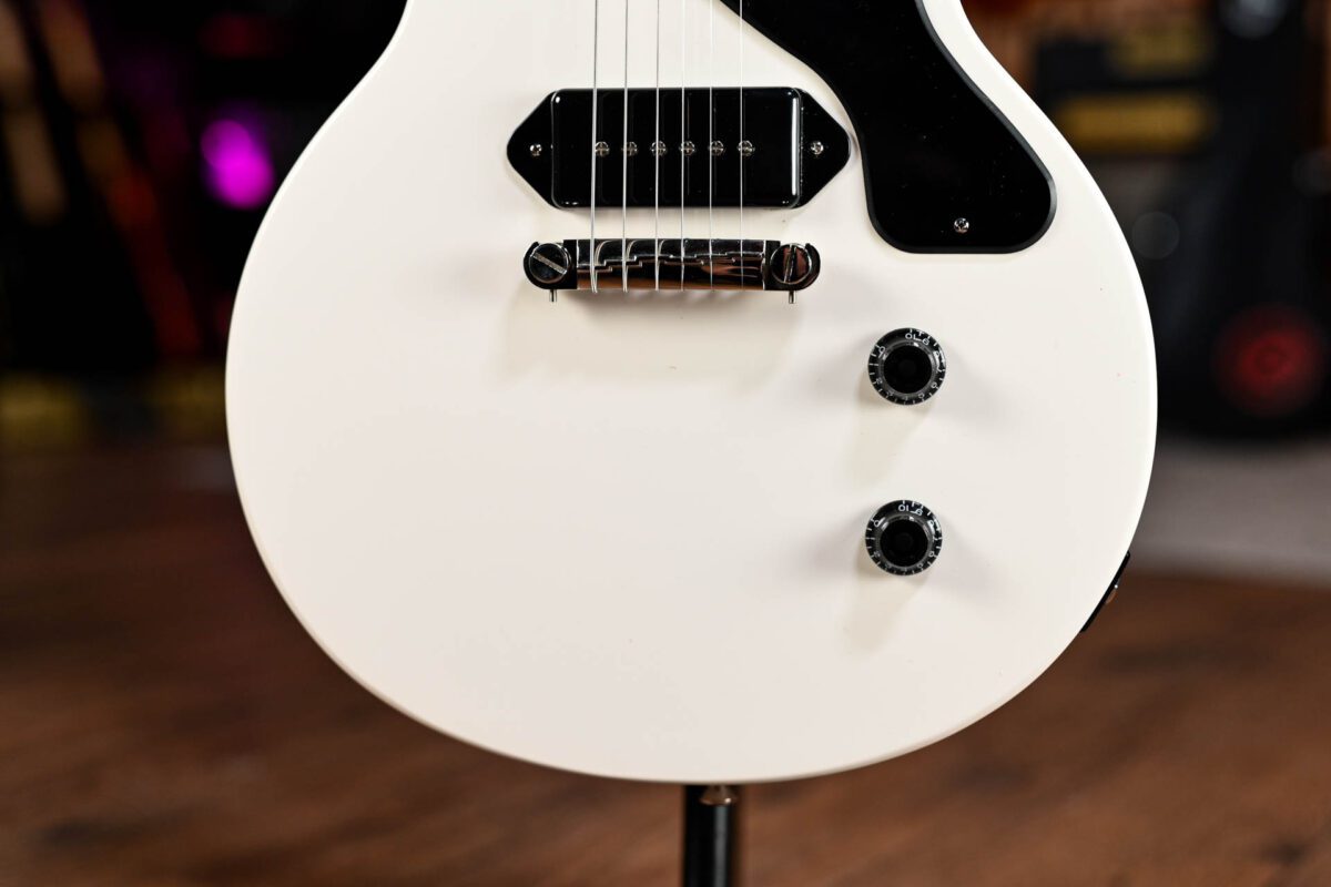 Epiphone Billie Joe Armstrong Les Paul Junior in Classic White - Image 4