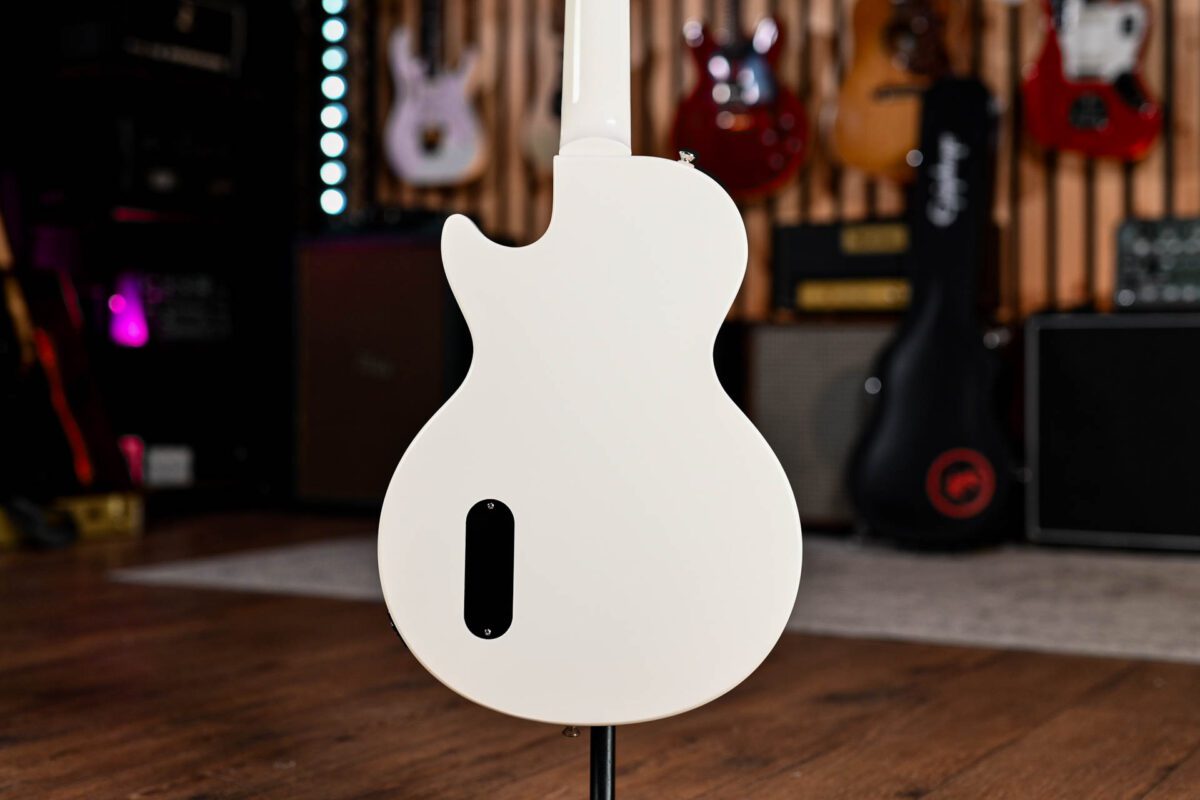 Epiphone Billie Joe Armstrong Les Paul Junior in Classic White - Image 10