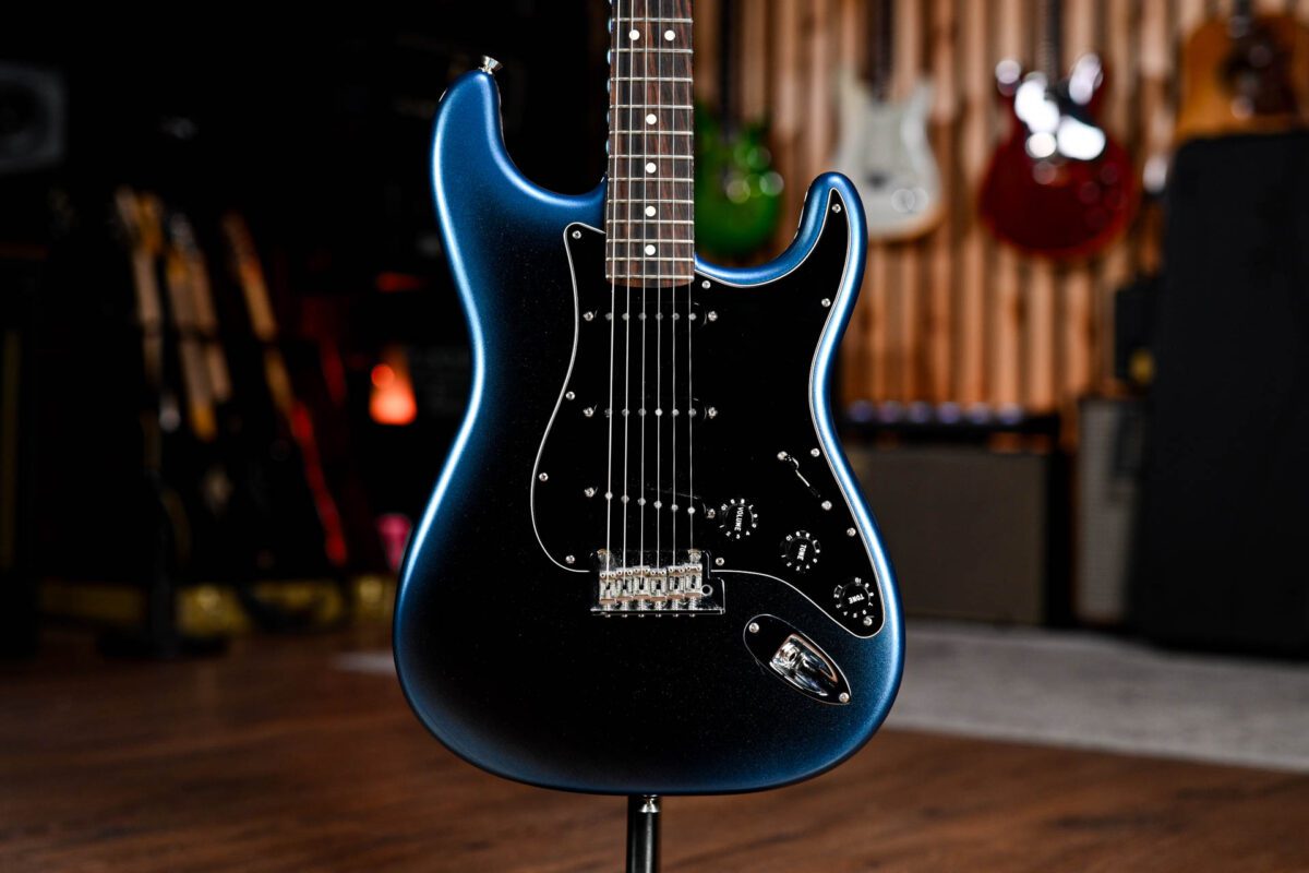 Fender American Professional II Stratocaster in Dark Night