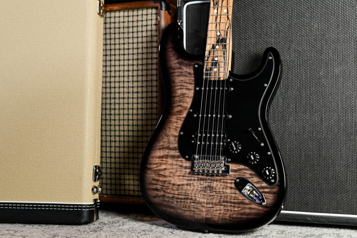 Fender American QMT Stratocaster Pale Moon in Transparent Black - Image 4