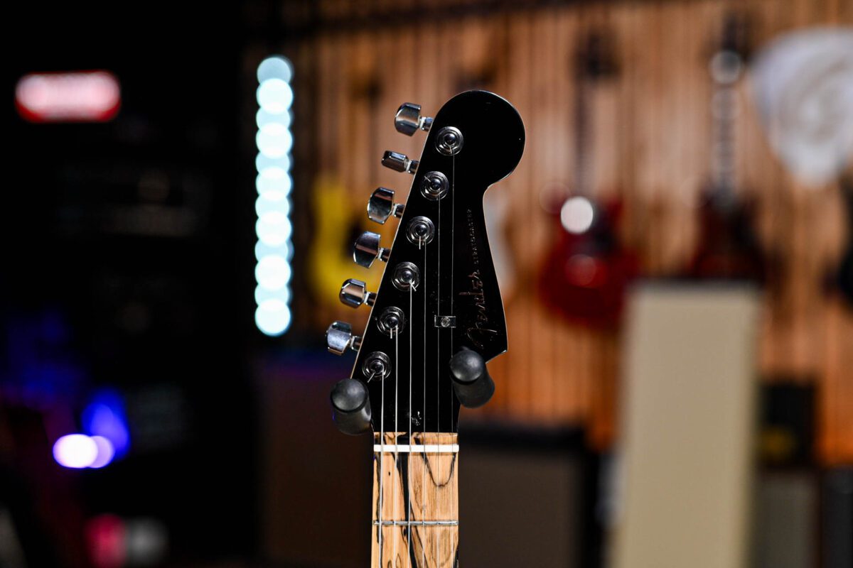 Fender American QMT Stratocaster Pale Moon in Transparent Black - Image 7