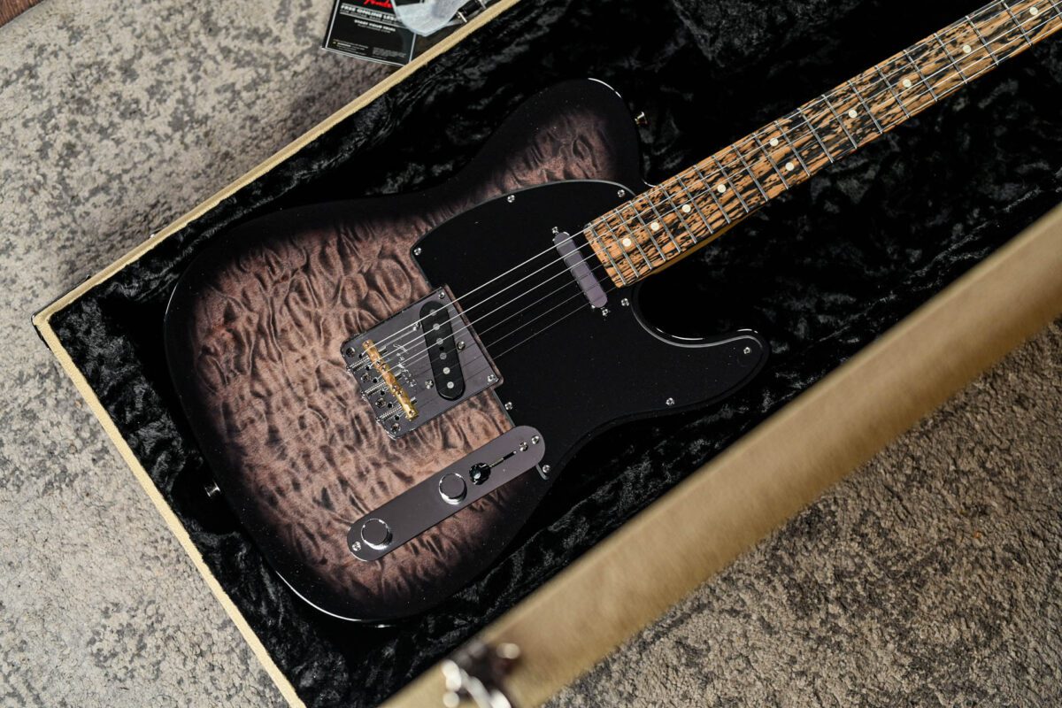 Fender American QMT Telecaster Pale Moon in Transparent Black - Image 3