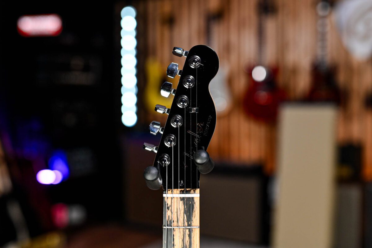Fender American QMT Telecaster Pale Moon in Transparent Black - Image 8