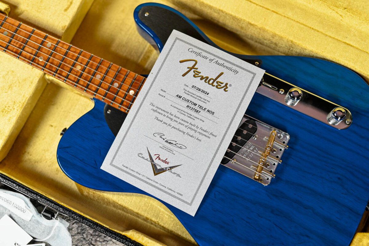 Fender USA Custom Shop American Custom Telecaster NOS Sapphire Blue Transparent - Image 3