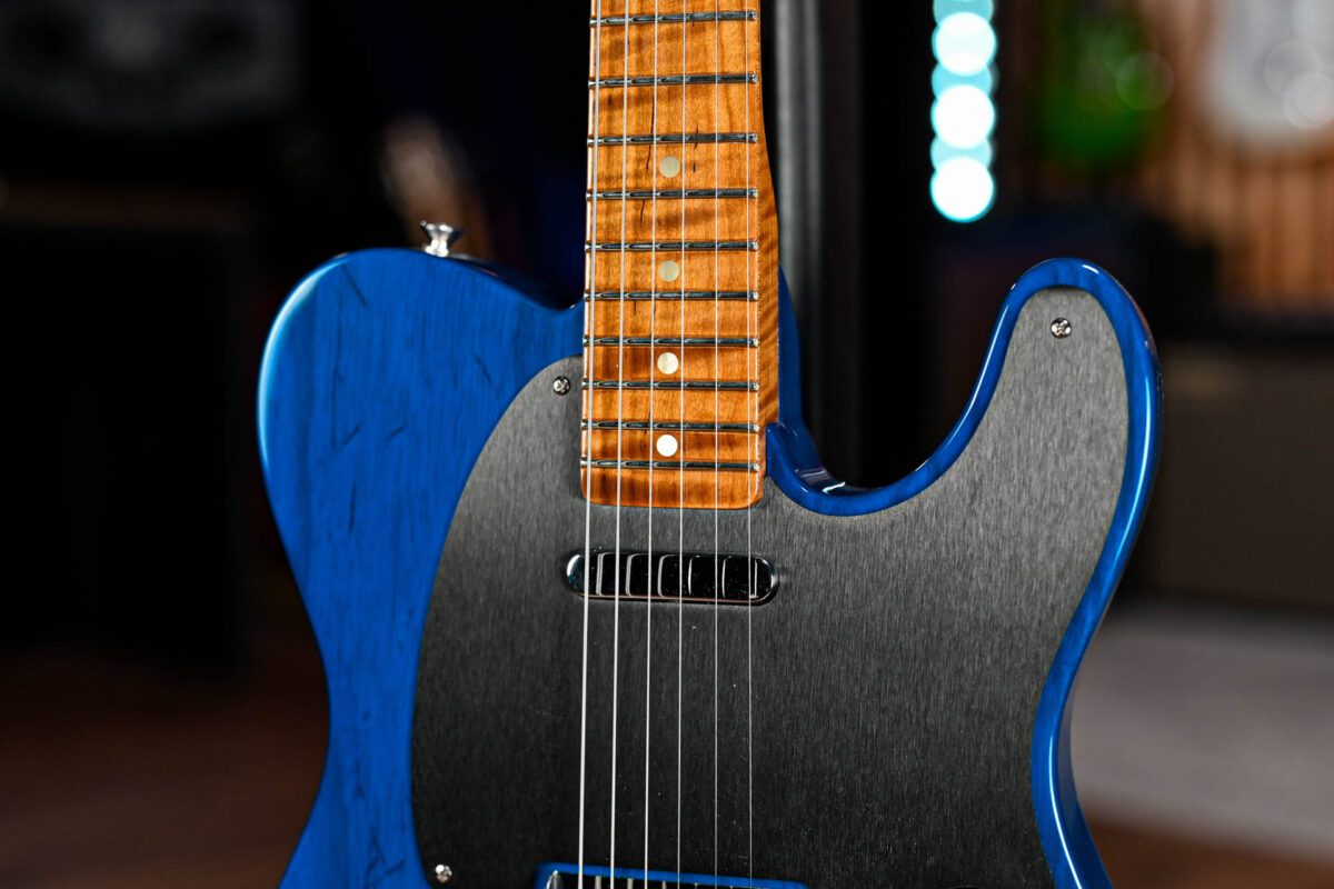 Fender USA Custom Shop American Custom Telecaster NOS Sapphire Blue Transparent - Image 6