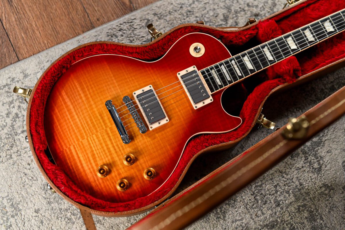 Gibson Les Paul Standard T in Heritage Cherry Sunburst - Image 3