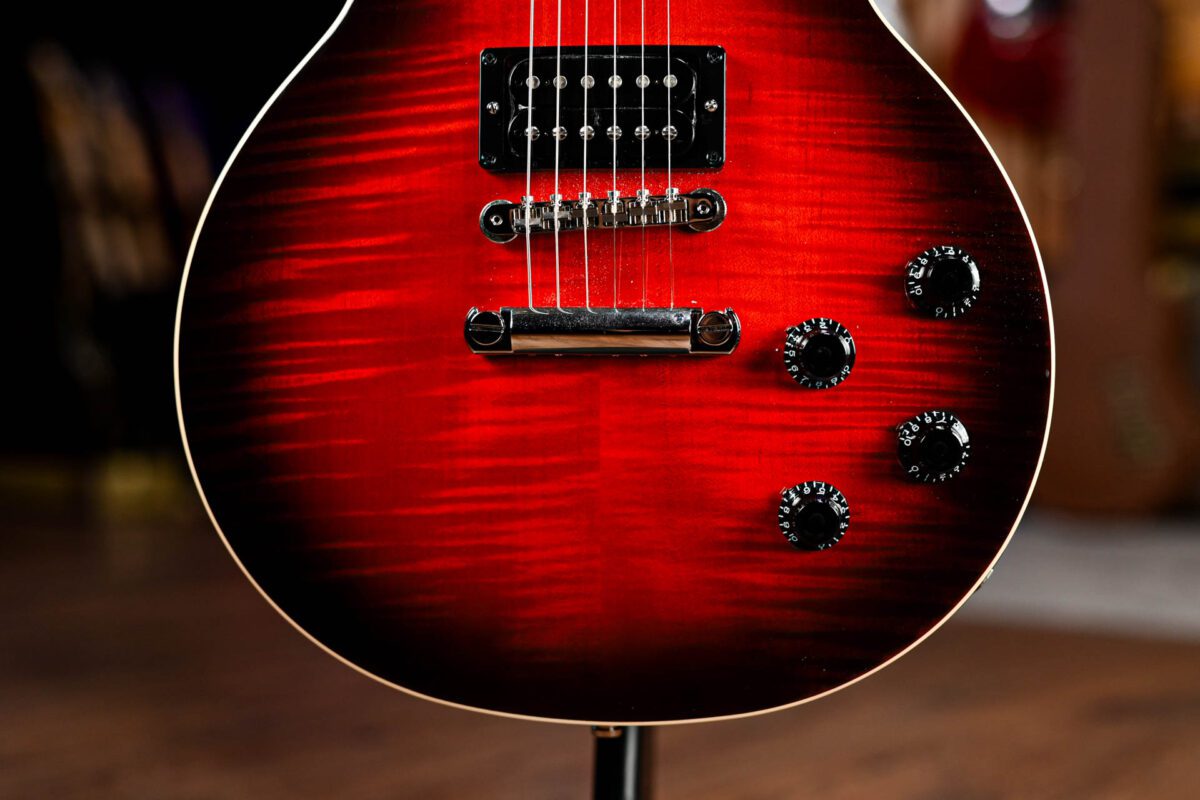 Gibson USA Slash Les Paul Standard in Vermillion - Image 2