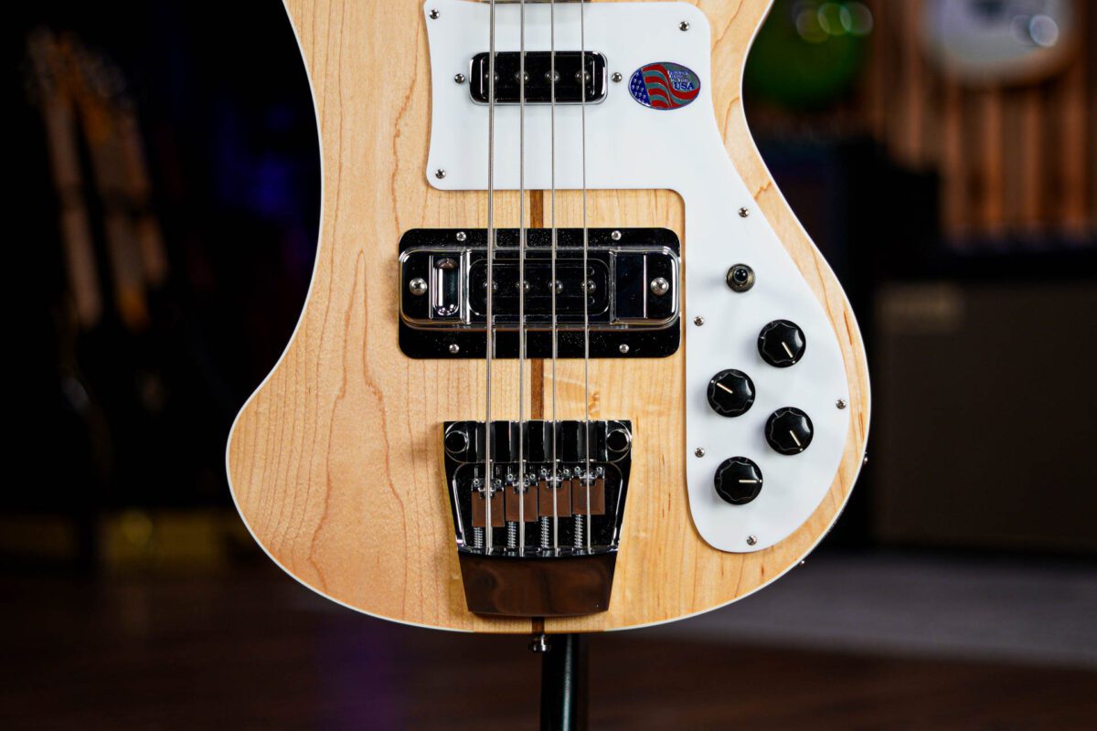 Rickenbacker 4003 in Mapleglo - Image 7