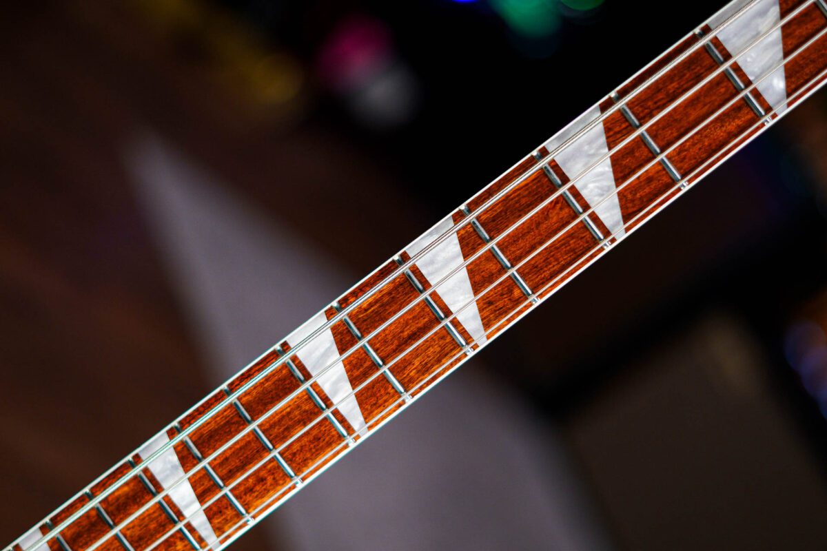 Rickenbacker 4003 in Mapleglo - Image 5