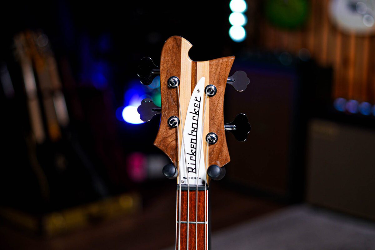 Rickenbacker 4003 in Mapleglo - Image 4