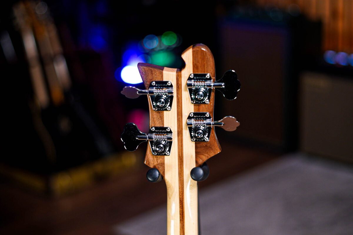 Rickenbacker 4003 in Mapleglo - Image 8