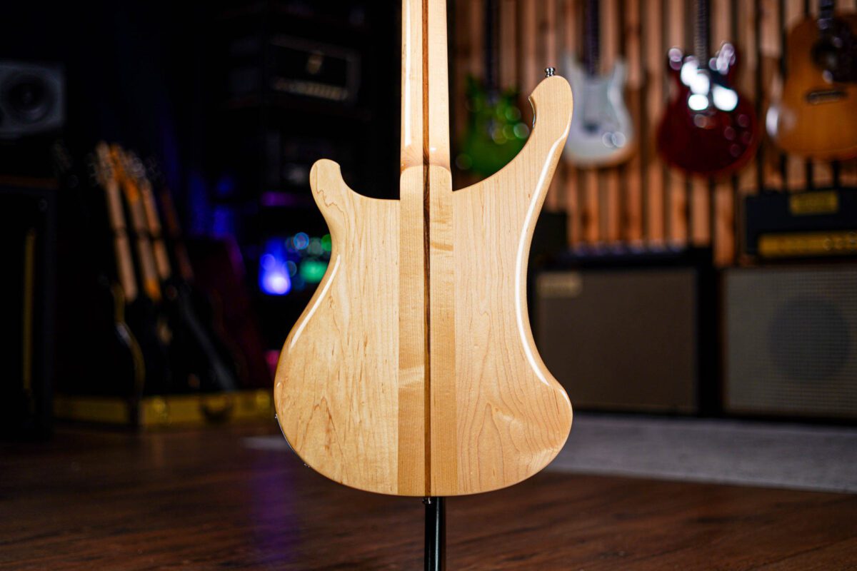 Rickenbacker 4003 in Mapleglo - Image 9