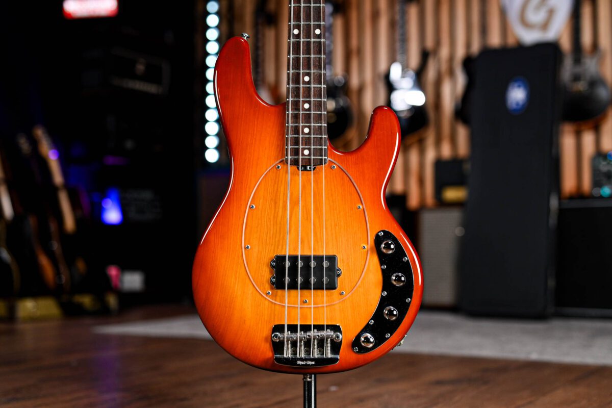 Ernie Ball Music Man StingRay in Honeyburst