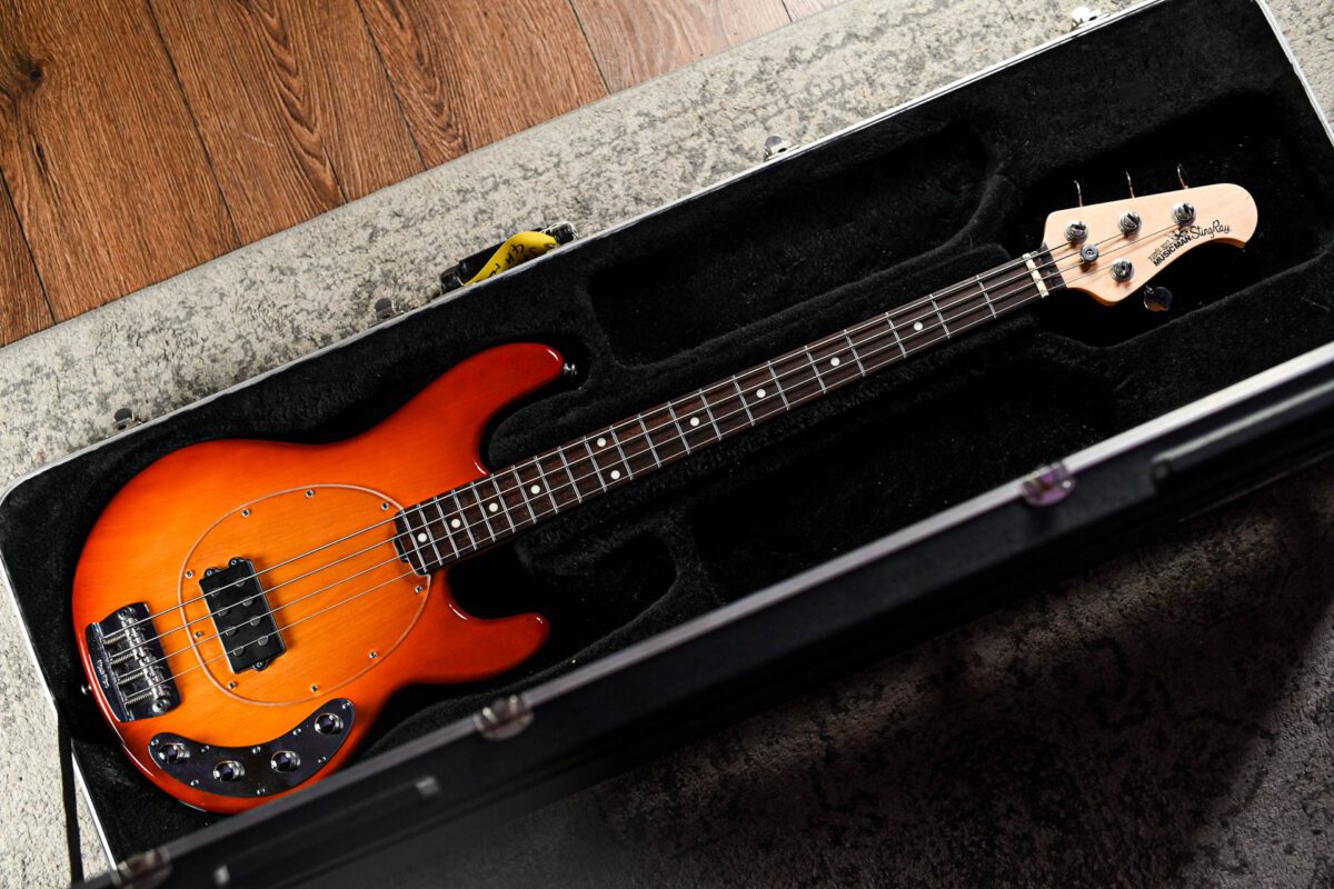 Ernie Ball Music Man StingRay in Honeyburst - Image 2