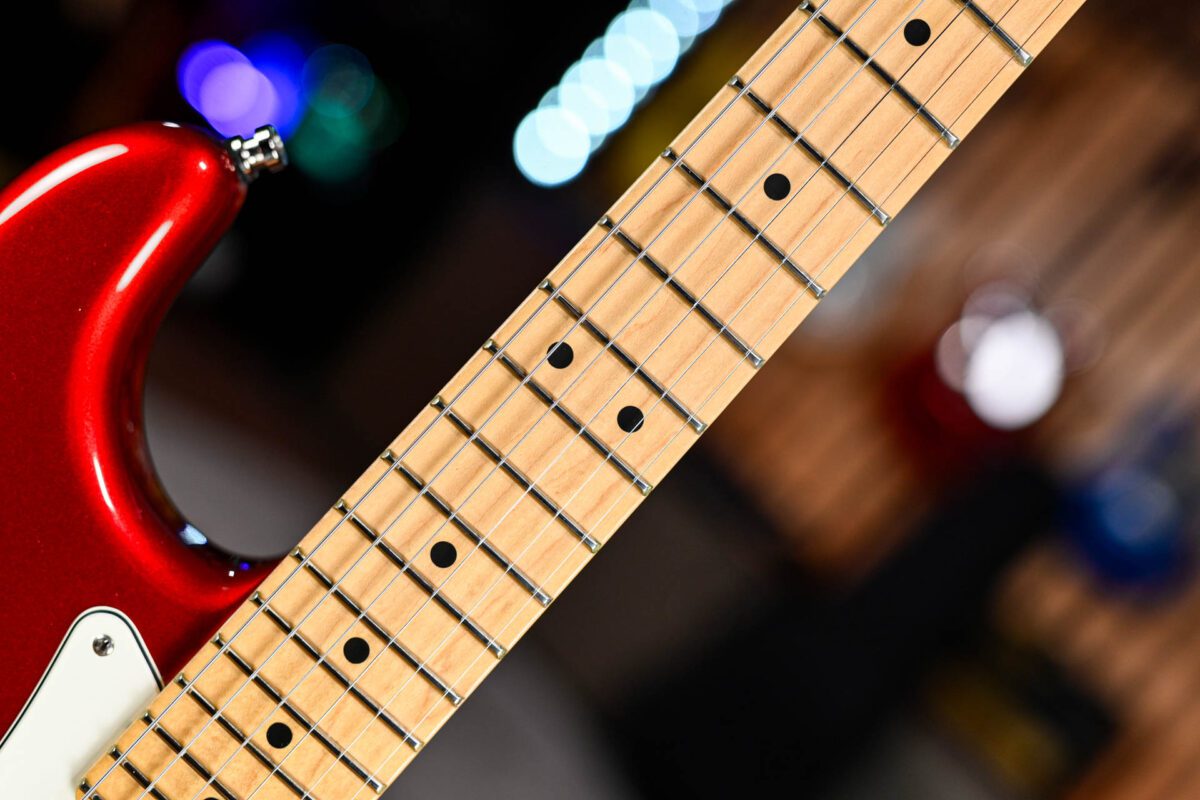 Fender American Special Stratocaster in Candy Apple Red - Image 5