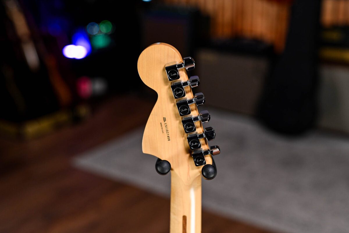 Fender American Special Stratocaster in Candy Apple Red - Image 7