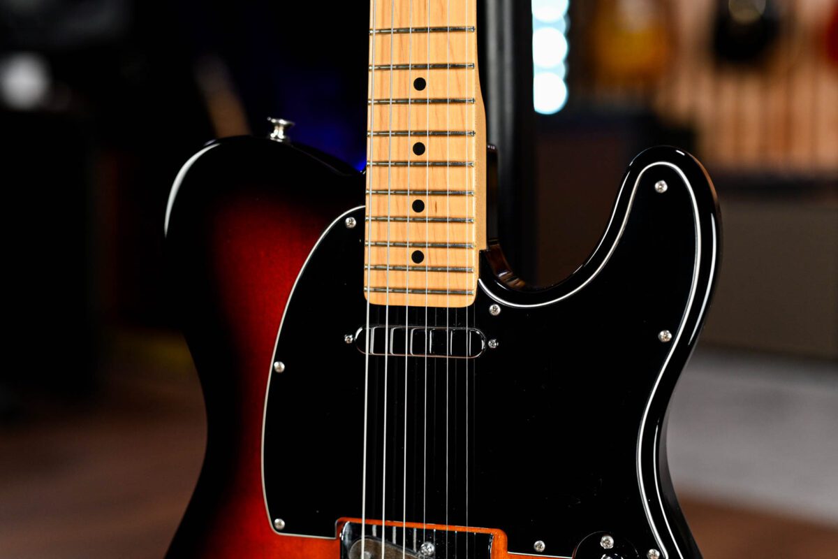 Fender American Special Telecaster in 3 Tone Sunburst - Image 4