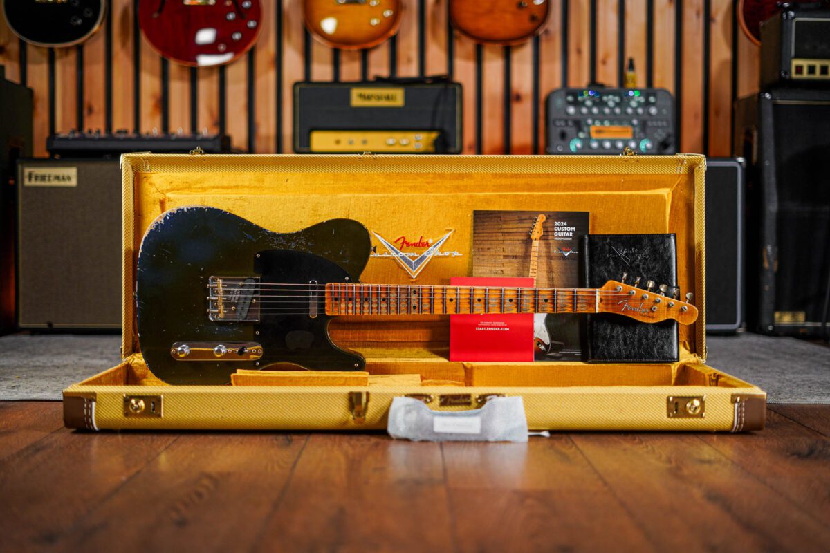 Fender Custom Shop Limited Edition ‘53 Telecaster Heavy Relic in Irish Pub Green - Image 5