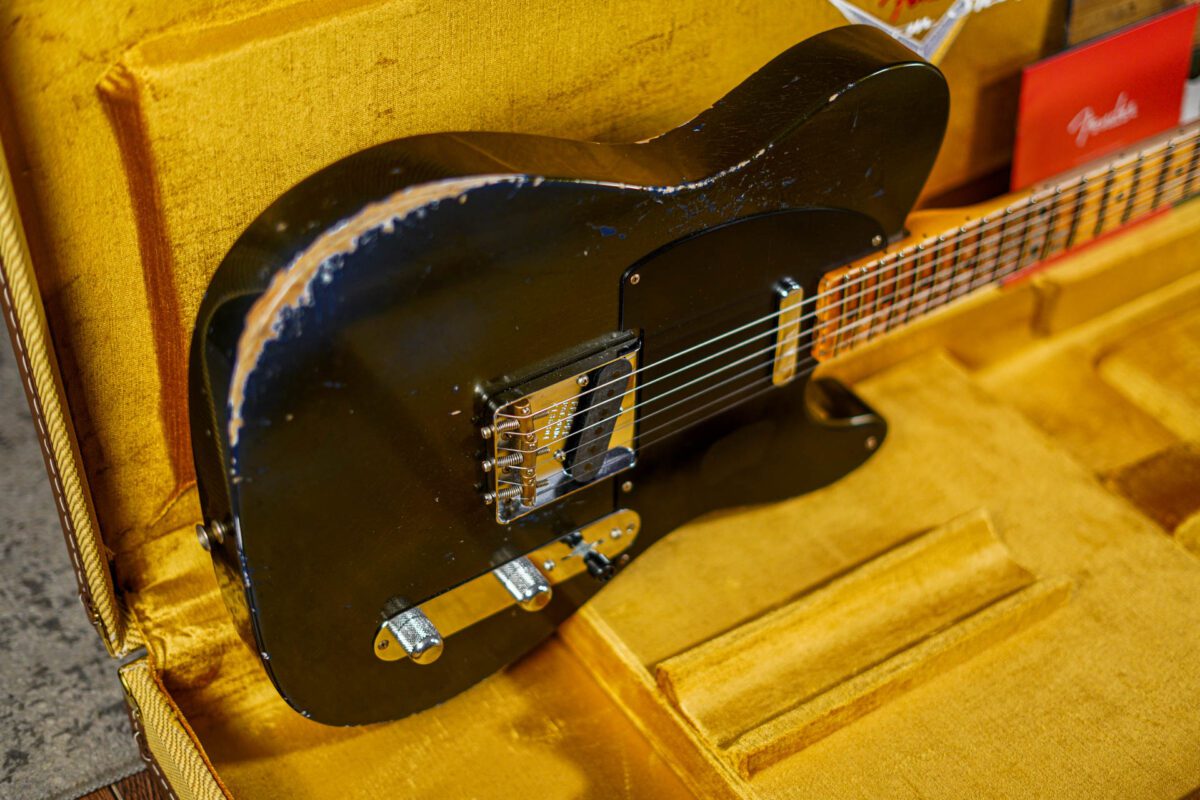 Fender Custom Shop Limited Edition ‘53 Telecaster Heavy Relic in Irish Pub Green - Image 12
