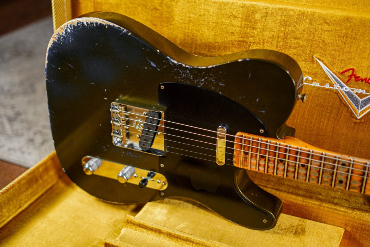 Fender Custom Shop Limited Edition ‘53 Telecaster Heavy Relic in Irish Pub Green - Image 11