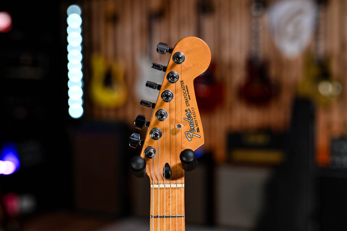 Fender Deluxe Roadhouse Stratocaster in Arctic White - Image 7