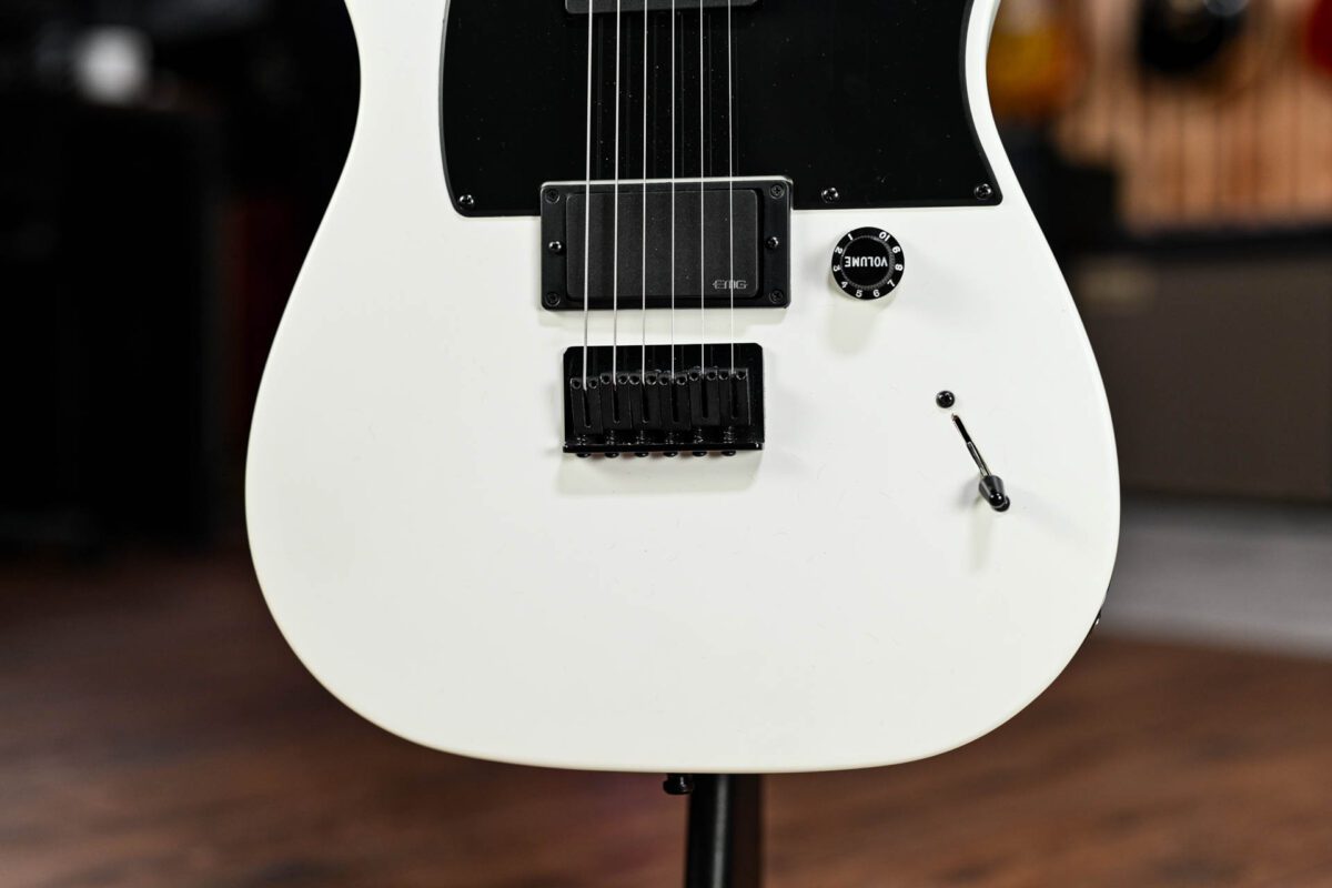 Fender Jim Root Telecaster in White - Image 4