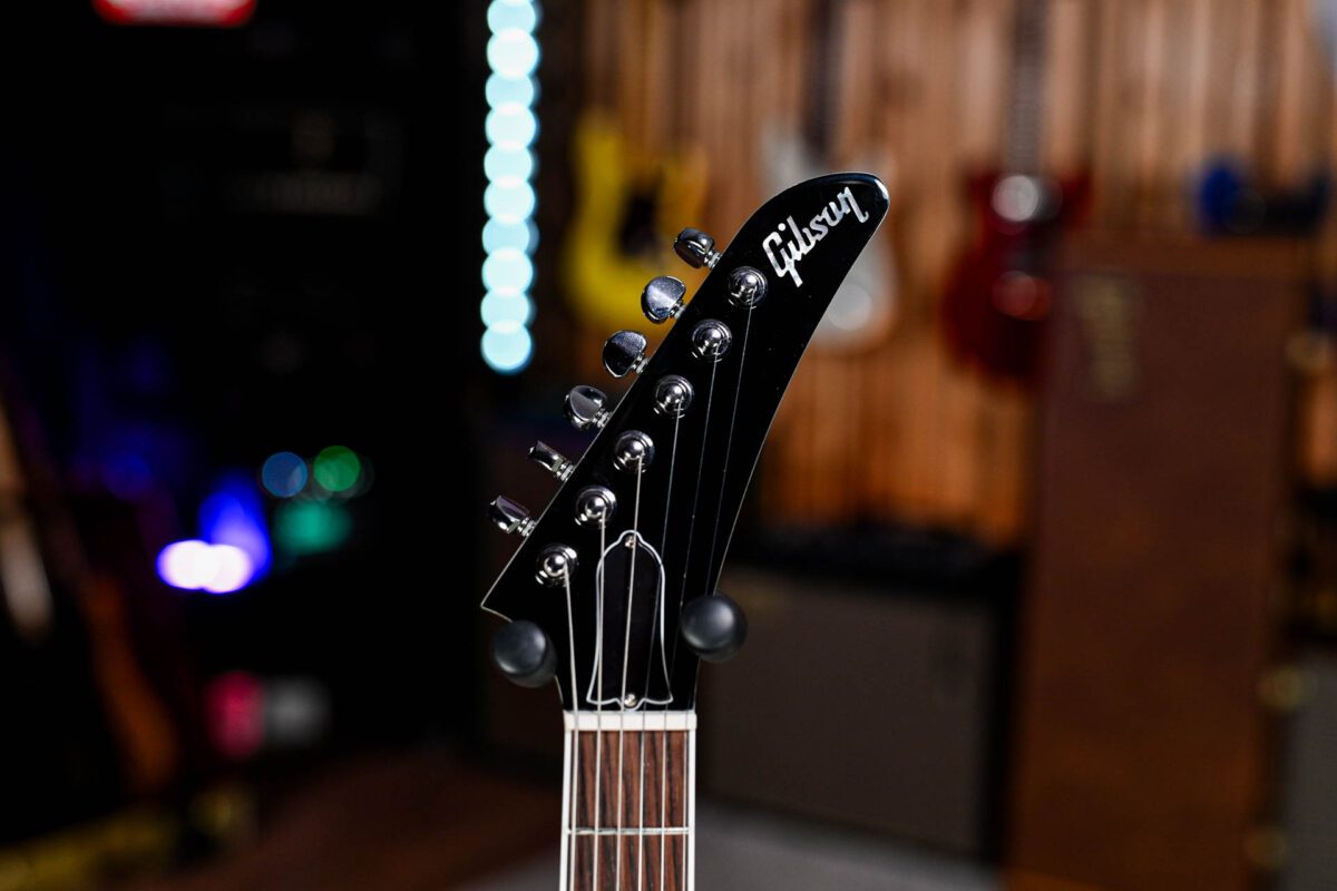 Gibson USA '70s Explorer Electric Guitar in Classic White - Image 7