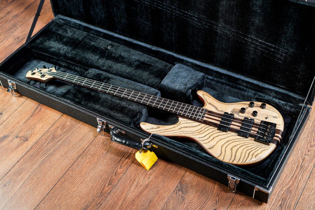 Cort A4 Ultra Ash Bass Guitar - Image 2