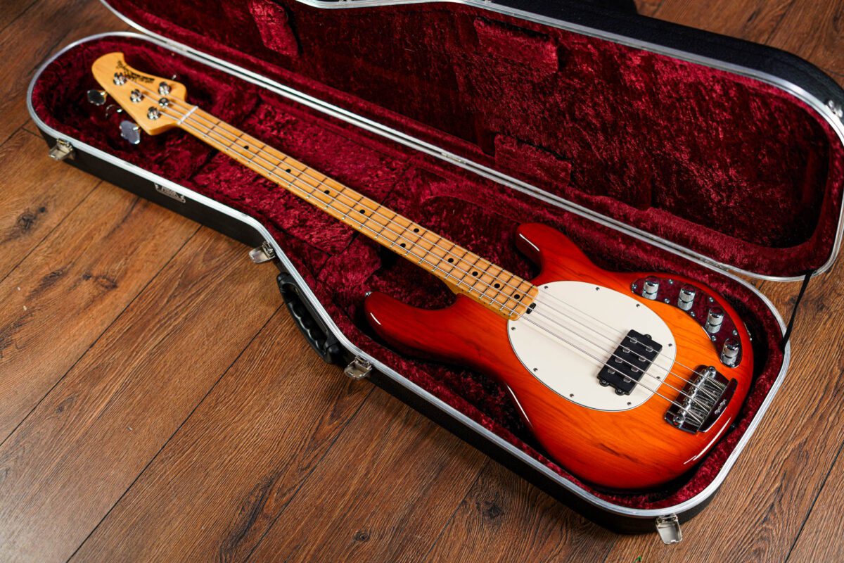 Ernie Ball Music Man Stingray in Honeyburst - Image 2