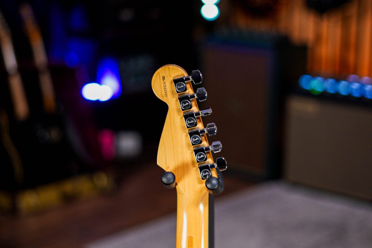 Fender American Lone Star Stratocaster in Shoreline Gold - Image 8