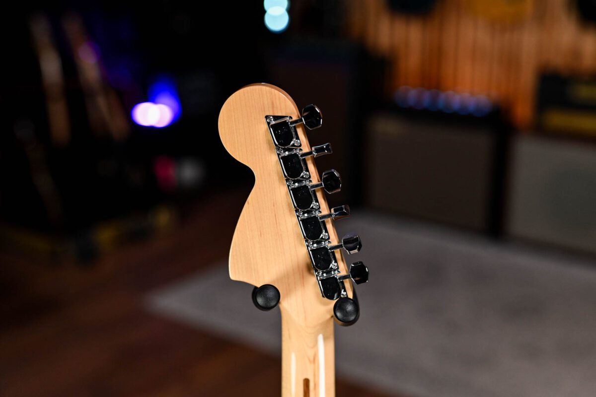 Fender MIJ International Color Stratocaster in Maui Blue - Image 7