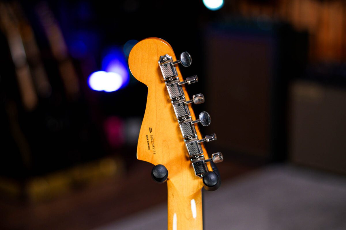Fender Vintera '60s Jazzmaster in Ice Blue Metallic - Image 7