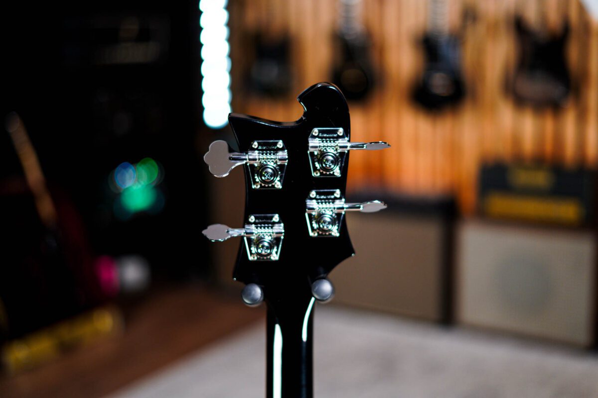 Rickenbacker 4003S in Jetglow - Image 9